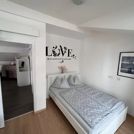 Mahome Apartment *